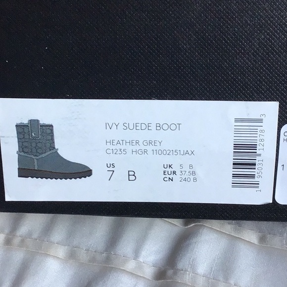 Coach Women’s size 7 Style C1235 Heather Gray Boots. - Picture 7 of 7